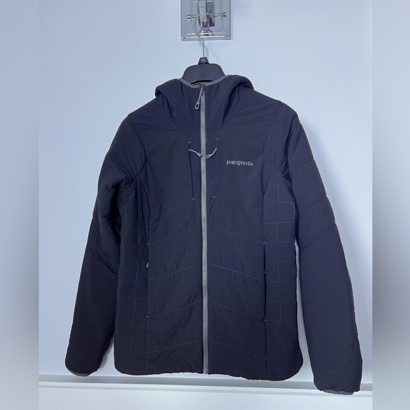 Patagonia Jackets & Blazers - Patagonia women’s Nano Air hooded jacket size me   Rare.